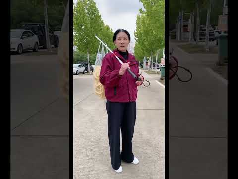 Kind woman help #motivation #positivevibes #lnspiration