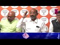 కేసీఆర్‌కి పిచ్చి ముదిరింది.. | Bandi Sanjay Comments on KCR | Prime9 News  - 04:13 min - News - Video