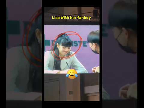 Lisa with her fangirl vs fanboy #blackpink #lisa#kpop#shorts