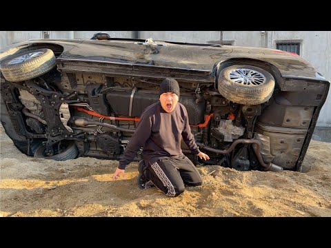 撮影中にガードマンの車が横転しました。