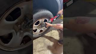 Testing the Milwaukee M12 Digital Torque Wrench 🔥 #milwaukee #torquewrench  #tools