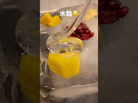 氷の上のフルーツ飴作ってもろた #Shorts #フルーツ飴 #夏祭り