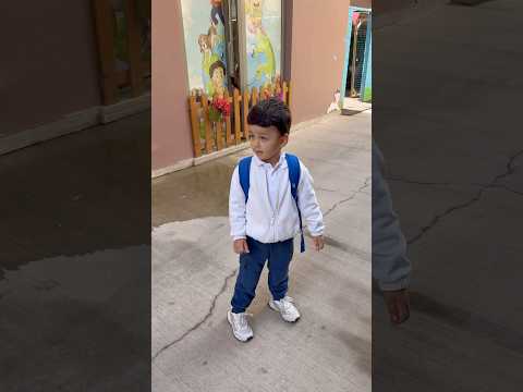 Okula geldik #shortsfeed #shortvideo #shortsviral #shorts #short #funny #cute #youtubeshorts