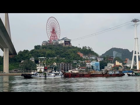Vietnam: Capsized Ha Long Bay tourist ferry towed back to port | AFP