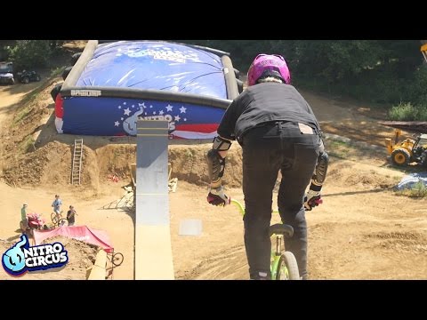 Pastranaland: Travis Has Lost His Mind 