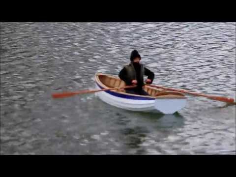 Model Rowing Boat Sailing