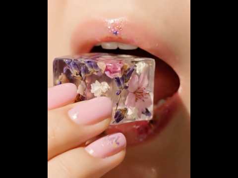Eating flower 🌸 🌺 Jelly #asmr #satisfying #asmrtriggers