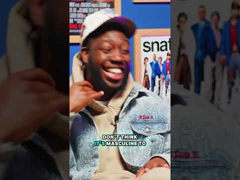 MEN SHOULD NOT HAVE SKINNY NECKS