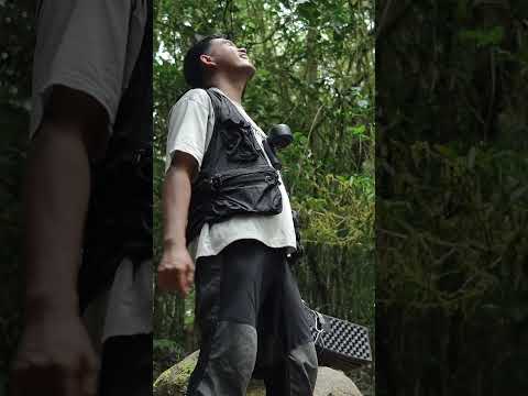 THIS SPOT ISN’T ON GOOGLE MAPS… BUT IT’S INSANE! 🤩 #asmr #shorts #explore #mountains #camping