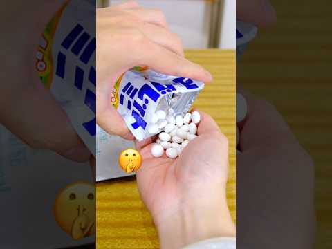 授業中バレずにヨーグレットを食べる方法はありますか？#あるある #バレずに #学校 #学生 #お菓子 #先生 #授業 #最強 #裏技