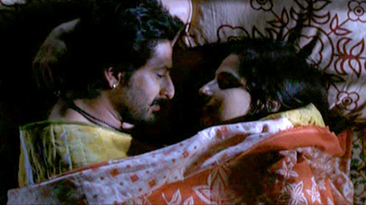 Arshad Warsi Vidya Balan Hot Bed Scene Ishqiya Deleted 86832 | Hot Sex  Picture