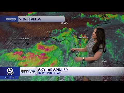Tropical Depression 2 packing 35 mph winds, expected to become Bertha