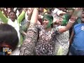 TMC Supporters Celebrate Amid Lok Sabha Results in Kolkata | News9