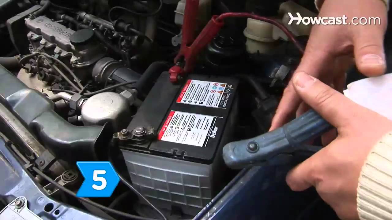 How to Use a Portable Car Battery Charger - YouTube