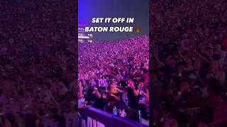 Boosie’s Set It Off in sync with LSU lightshow 🔥