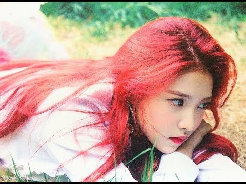 Yeri cute interaction with Mark, Dino and Haechan