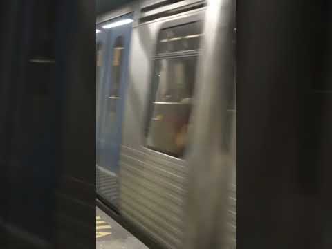 subway departing from Arroios station #metrodelisboa #subway #subway #shorts