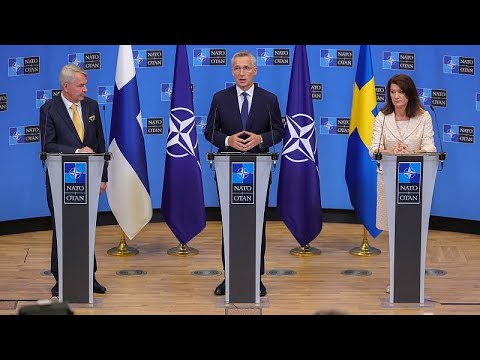 Már csak Törökországon áll vagy bukik a finn és a svéd csatlakozás a NATO-hoz
