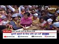 Arvind Kejriwal की गिरफ्तारी के खिलाफ दिल्ली में Candle March, Atishi बोलीं : लोकतंत्र की हत्या...  - 03:35 min - News - Video