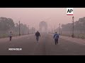 Regreso de las mascarillas y cierre de escuelas en Nueva Delhi por contaminación  - 01:49 min - News - Video
