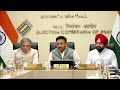 CEC Rajiv Kumar Calls for Advisory and Medical Facilities for Voters Regarding Heat Wave | News9