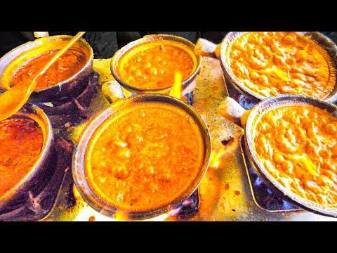 Most UNIQUE Street Food in Malaysia -  INDIAN Claypot BANANA LEAF + Street Food Tour of KL !!!