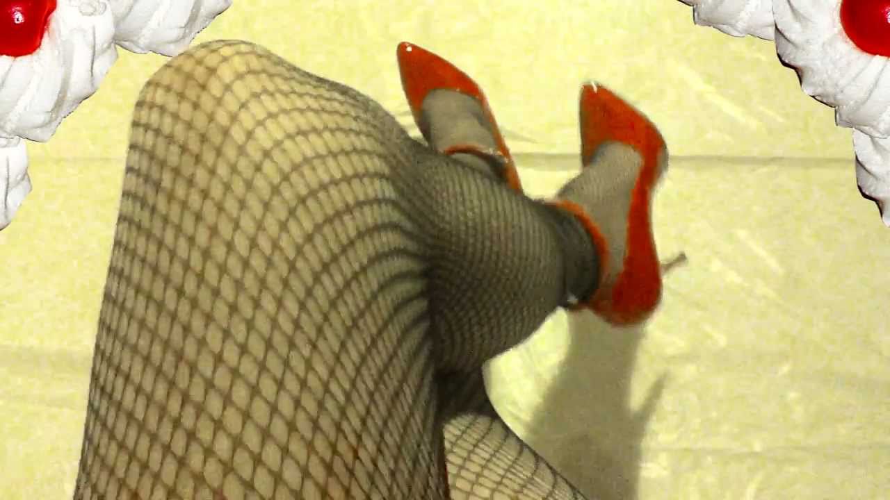 Trailer Crushing Eggs Inside My Sexy Red 5 High Heels