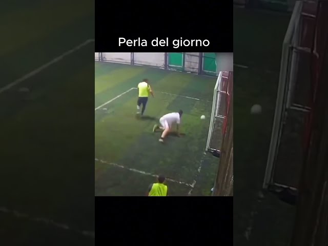 I punti salienti del nostro gioco di calcetto #calcio #seriea #fyp #meme #viral #calcetto #gol