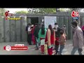 Omicron In Chandigarh: Chandigarh में नए साल के मौके पर उमड़ी भीड़, कोरोना की उड़ती धज्जियां  - 03:00 min - News - Video