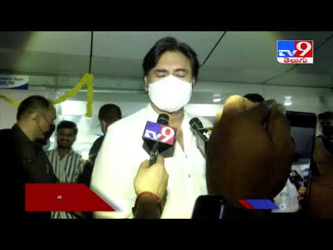 Pawan Kalyan visits hospital to see accident met Sai Dharam Tej; watch his first reaction Pawan Kalyan visits hospital to see accident met Sai Dharam Tej; watch his first reaction