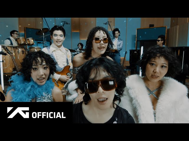 이찬혁 (LEE CHANHYUK) - '멸종위기사랑' M/V