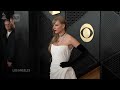 Taylor Swift wows in white on the Grammys 2024 red carpet  - 00:38 min - News - Video