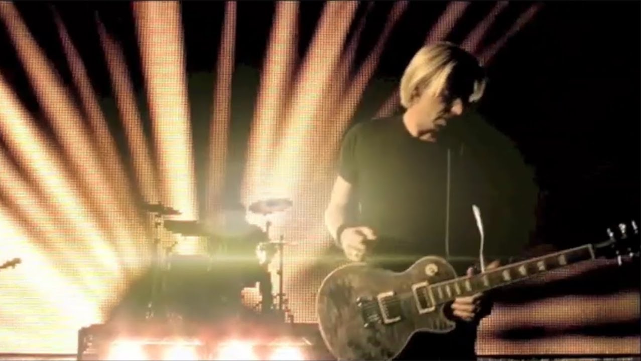 Nickelback - Never Gonna Be Alone [OFFICIAL VIDEO] - YouTube
