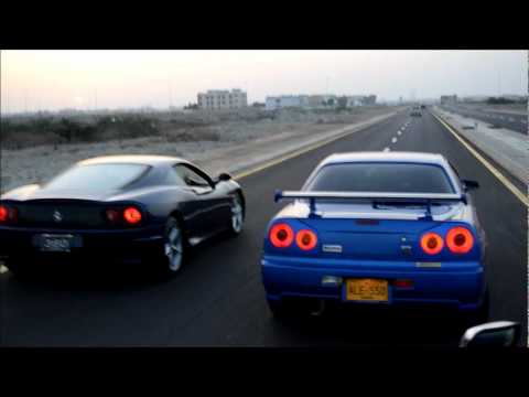 Nissan skyline r34 vs ferrari