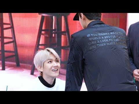 백현(BaekHyun) 팬싸에 깜짝 등장한 세훈(Sehun) 발견 후 활짝 핀 미소 @엑소-첸백시 팬사인회 (EXO-CBX Fansign Event) 4K 직캠 by 비몽