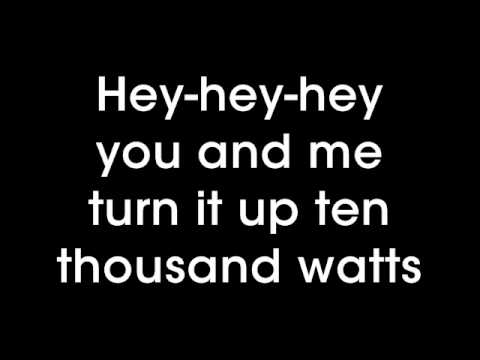 Glee Light Up The World - Lyrics on screen