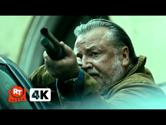 Point Break (2015) - Death-Defying Robbery (And a CRAZY Twist!) | Movieclips