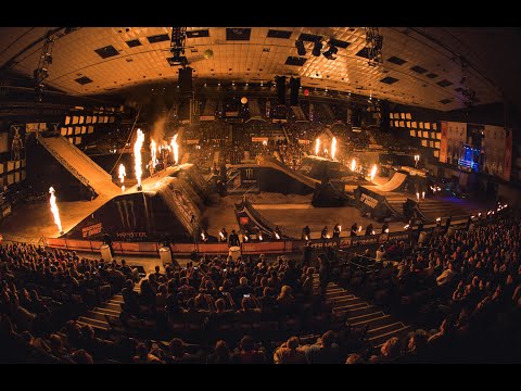Masters of Dirt – Craziest Show in the World 
