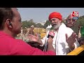 Kisan Mahapanchayat: किसानों को रोकने पर बरसे Rakesh Tikait, कहा- जहां रोकेंगे वहीं करेंगे आंदोलन  - 03:39 min - News - Video