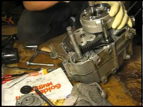 Honda z50 engine rebuild #1