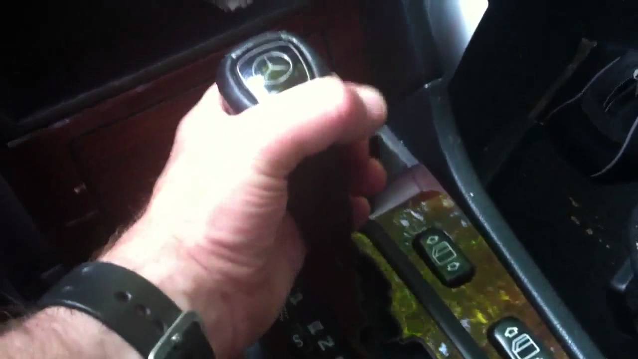 How to remove gear shift knob mercedes #6