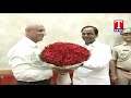 KCR Meets Governor at Raj Bhavan