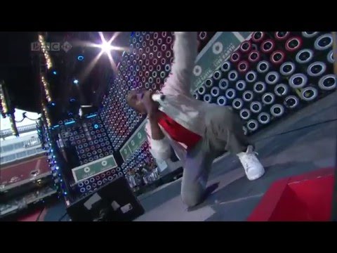 Kanye West -  Jesus Walks & Touch The Sky  BBC HD Live Earth