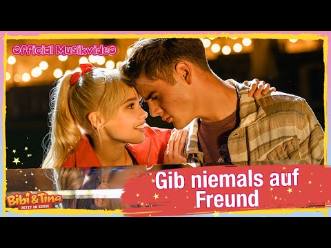 Bibi & Tina - Die Serie | Gib niemals auf Freund - Official Musikvideo