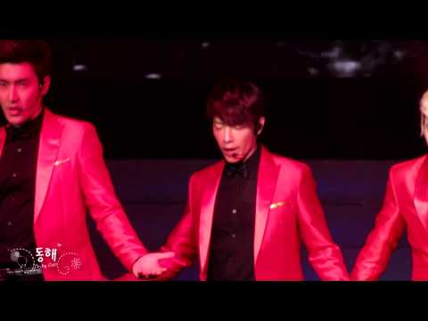 120826 MO A Superman (donghae)