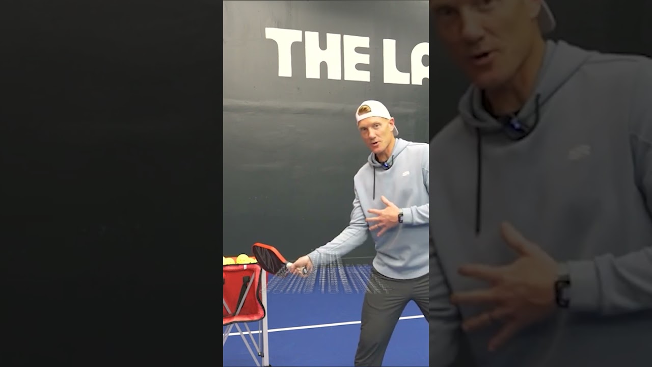 Adding rotation and lag to your forehand drive 🏓 #pickleball #pickleballtips #explore #shorts