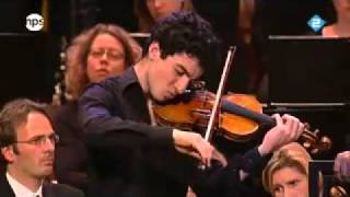 Violin Concerto No.1 in A minor, Op.99 (formerly Op.77) : 3. Passacaglia (Andante)