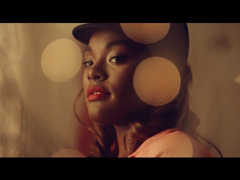 Blonde Redhead - "Dripping" Music Video | Skream! ミュージックビデオ 邦楽ロック・洋楽ロック ポータルサイト