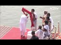 PM Modi In Varanasi | पीएम मोदी ने वाराणसी के दशाश्वमेध घाट पर गंगा पूजन किया | Lok Sabha Election  - 00:00 min - News - Video