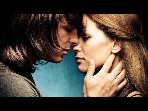 How to Kiss like in Twilight | Kissing Tips - 0